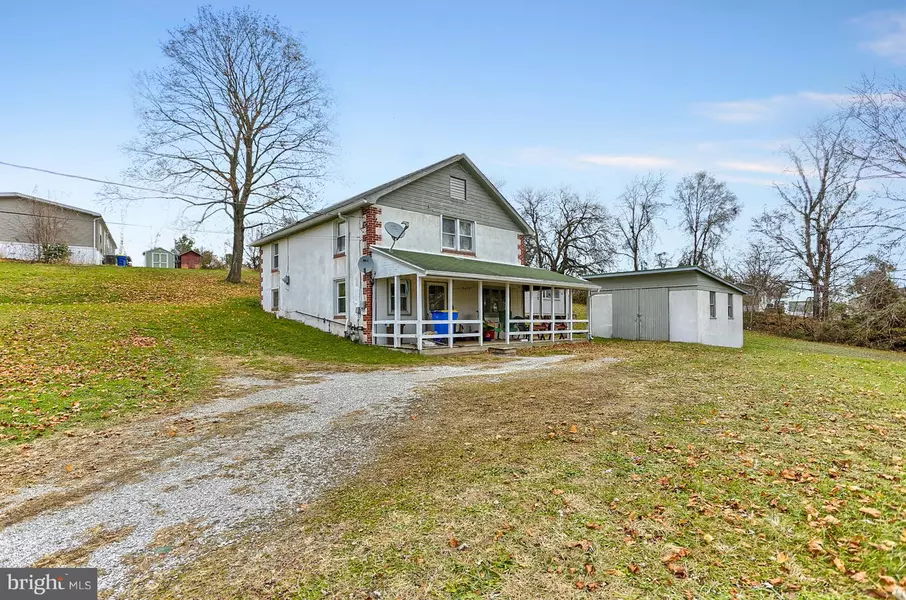 310 N BIESECKER RD, Thomasville, PA 17364