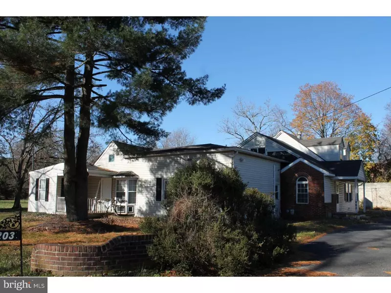 203 GARFIELD AVE, Chesilhurst, NJ 08089