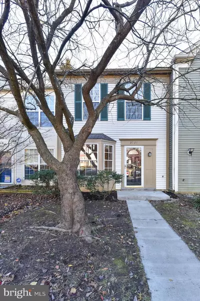 3721 HAMPTON CT, Alexandria, VA 22306