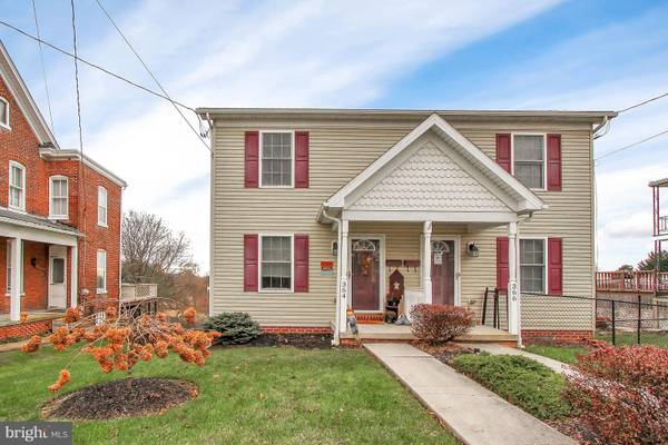 364 W MAIN ST, Dallastown, PA 17313