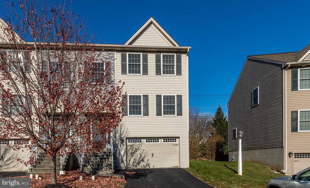 115 GENTLEMENS WAY, Lancaster, PA 17603