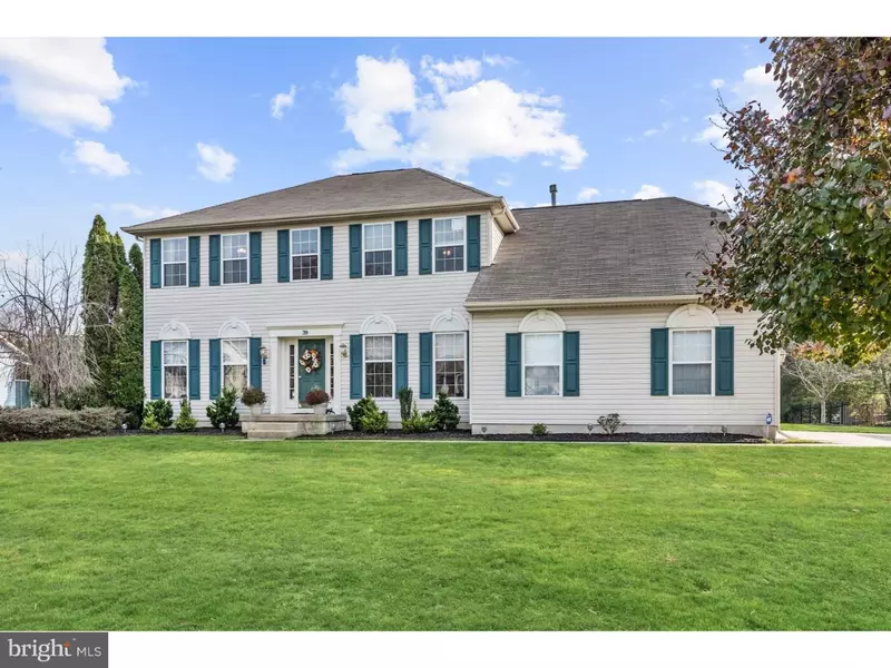 39 PARRY DR, Hainesport, NJ 08036