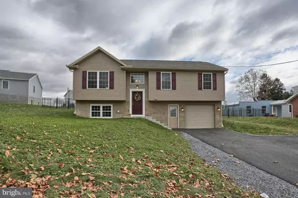 1510 SANDHILL RD, Lebanon, PA 17046