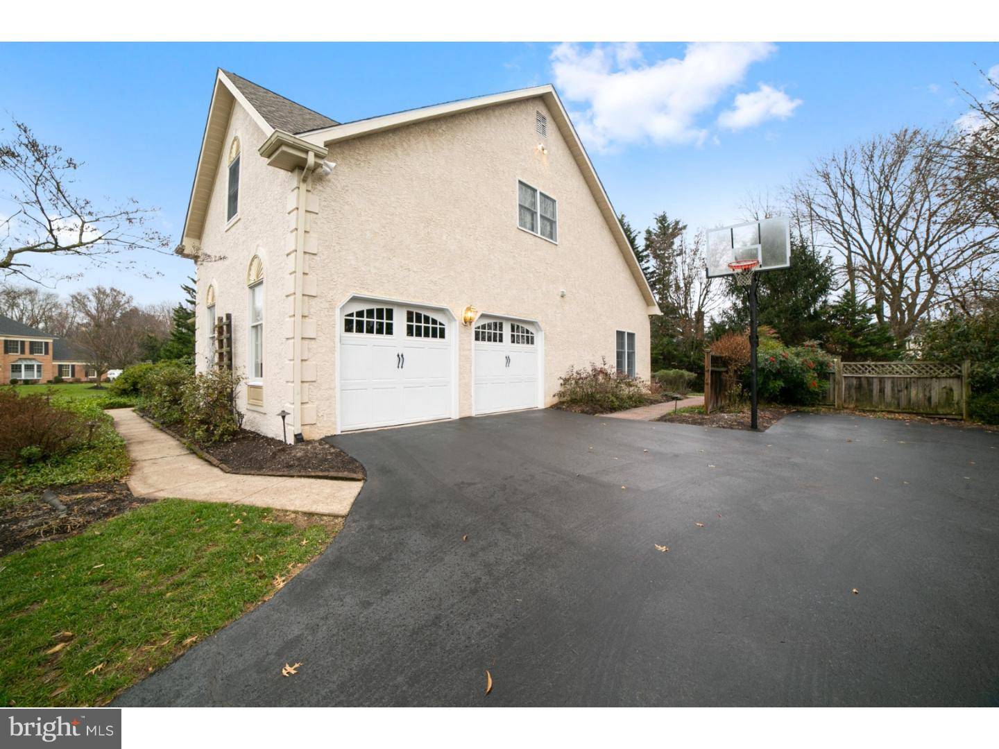 Dresher, PA 19025,820 FIRETHORN CIR