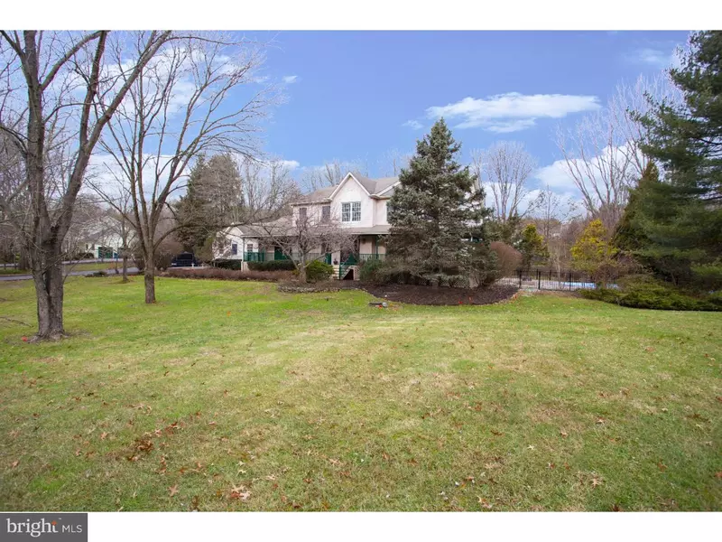 6 COVENTRY LN, Hopewell, NJ 08525