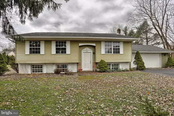 144 HORSESHOE DR, Annville, PA 17003