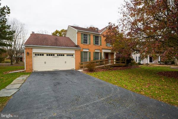 8104 LITTLE RIDGE LN, Fairfax Station, VA 22039