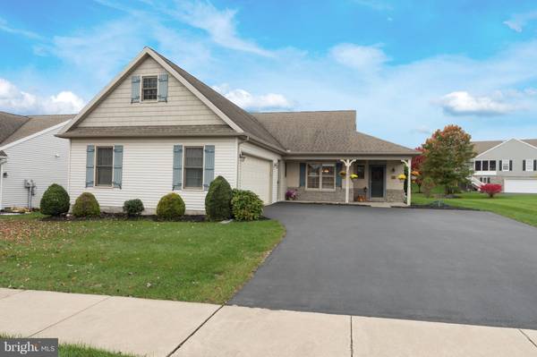 Manheim, PA 17545,975 CAMBRIDGE DR