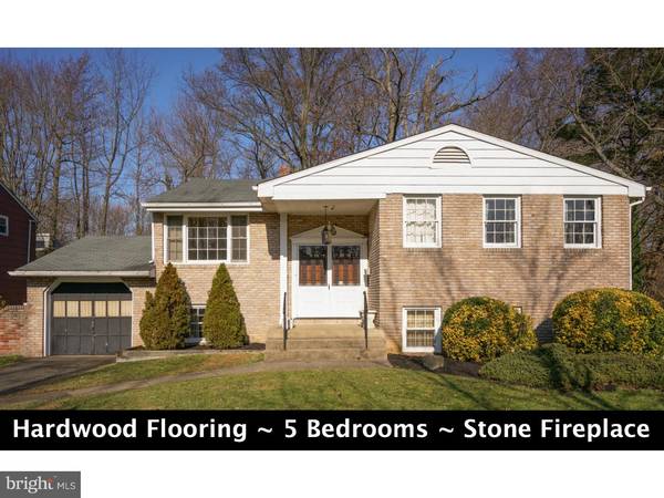 34 IVY LN, Cherry Hill, NJ 08002