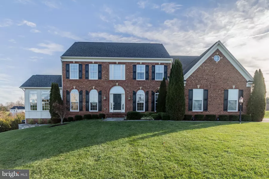 38766 RAMBLING FARM DR, Hamilton, VA 20158