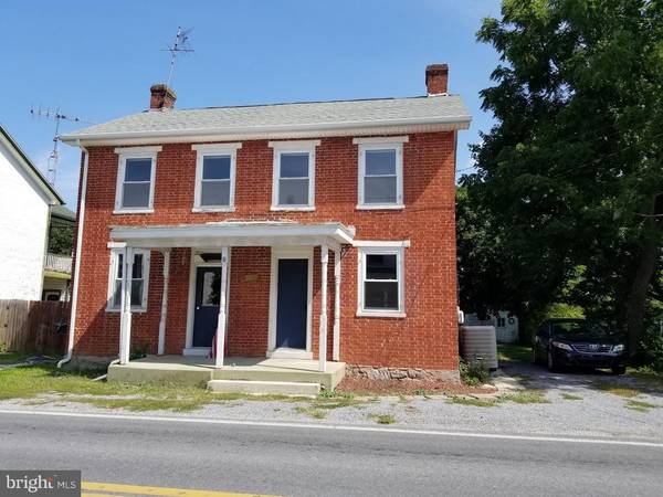 305 OAKVILLE RD, Shippensburg, PA 17257