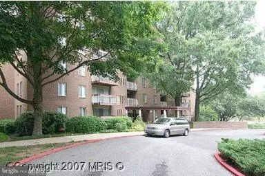 10850 GREEN MOUNTAIN CIR #305, Columbia, MD 21044