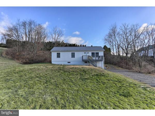 1091 INDIAN DR, Auburn, PA 17922