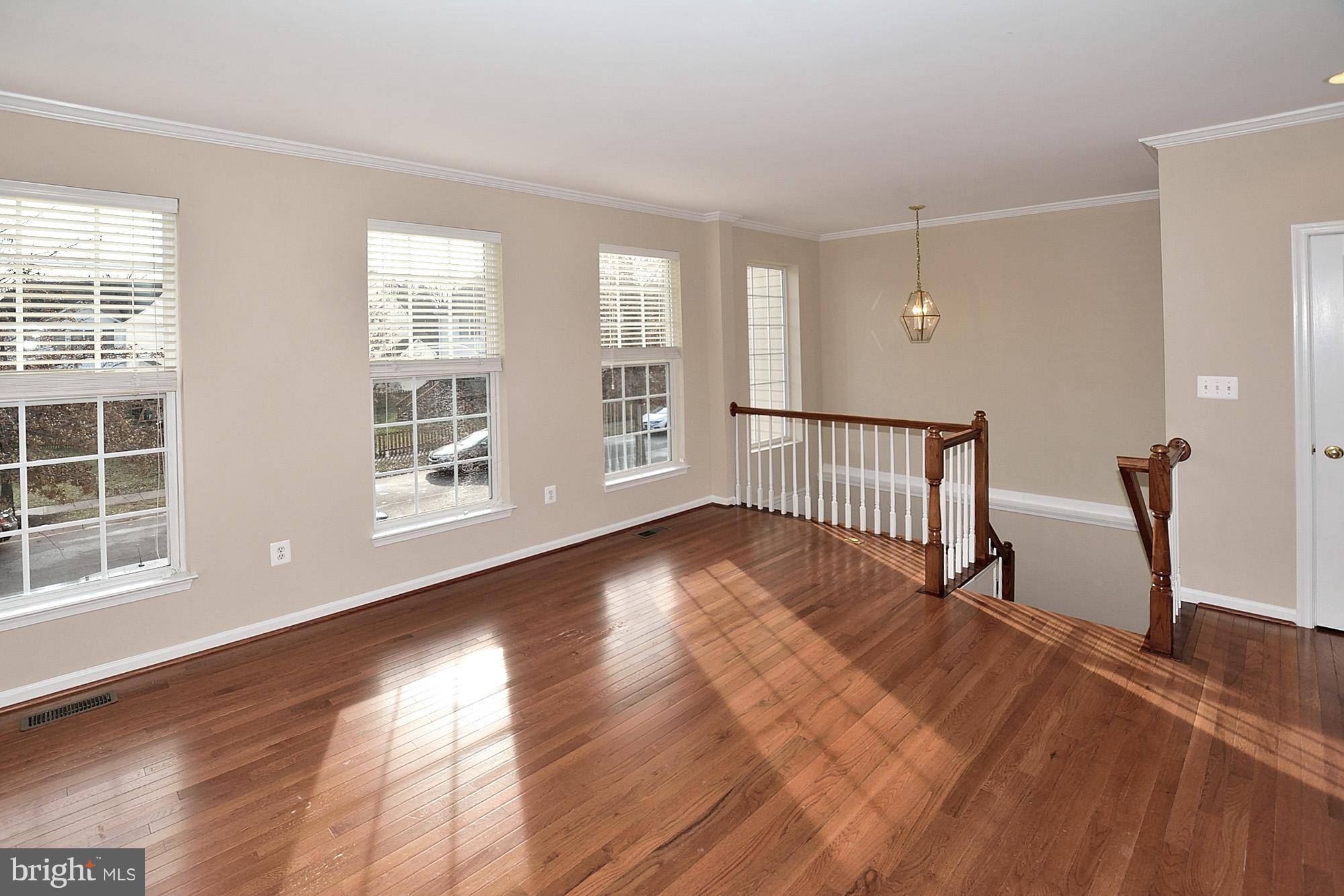 Chantilly, VA 20152,42756 SHALER ST