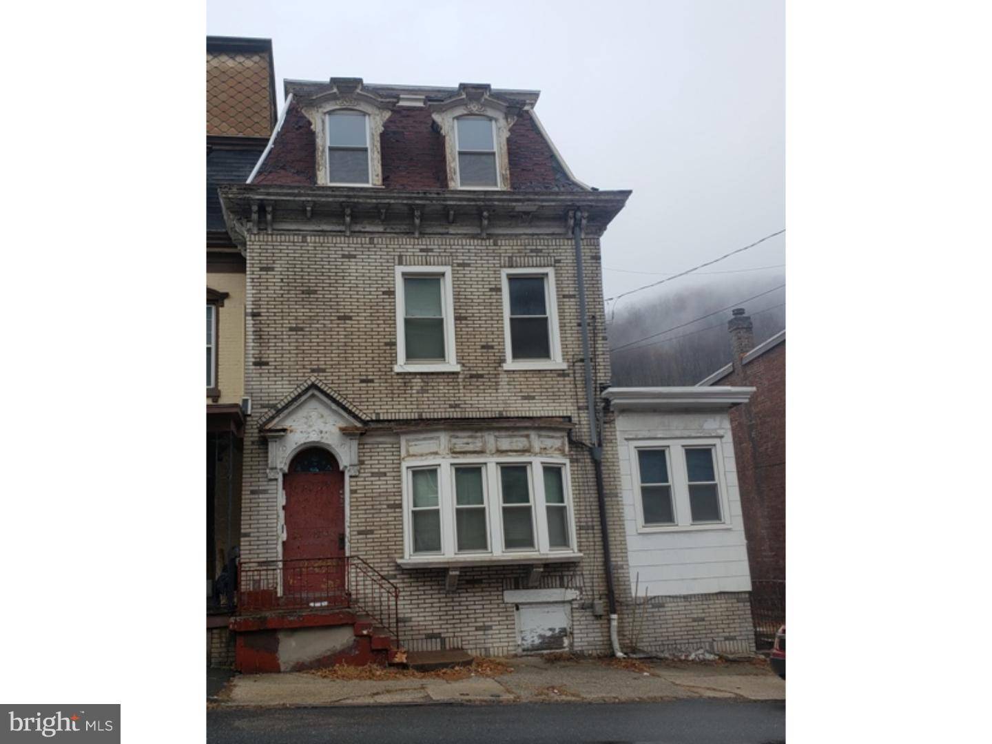 512 S CENTRE ST, Pottsville, PA 17901