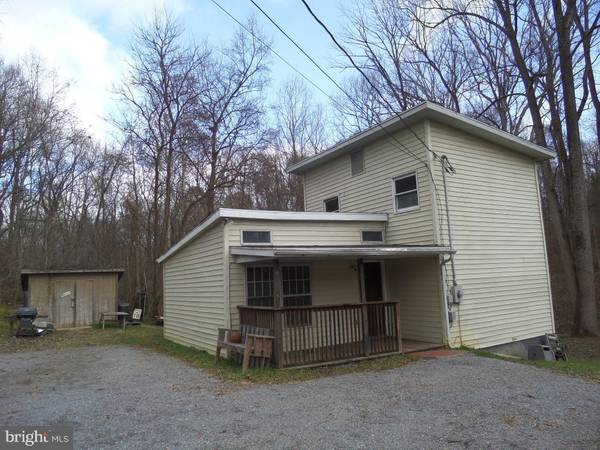 6 BURNSIDE, Falling Waters, WV 25419