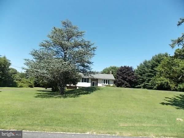 31 BARRY RD, Chalfont, PA 18914