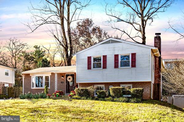 6910 GILLINGS RD, Springfield, VA 22152