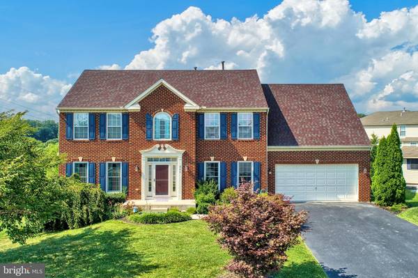 241 COURTNEY COURT, Spring Grove, PA 17362