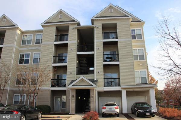 5123 TRAVIS EDWARD WAY #B, Centreville, VA 20120