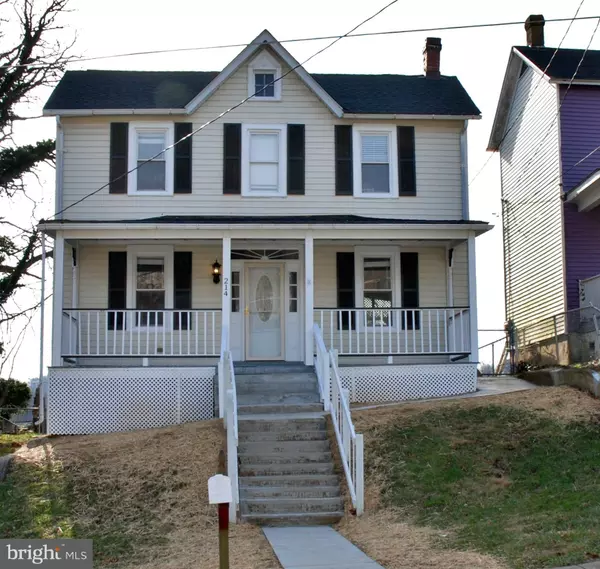 214 E A ST, Brunswick, MD 21716