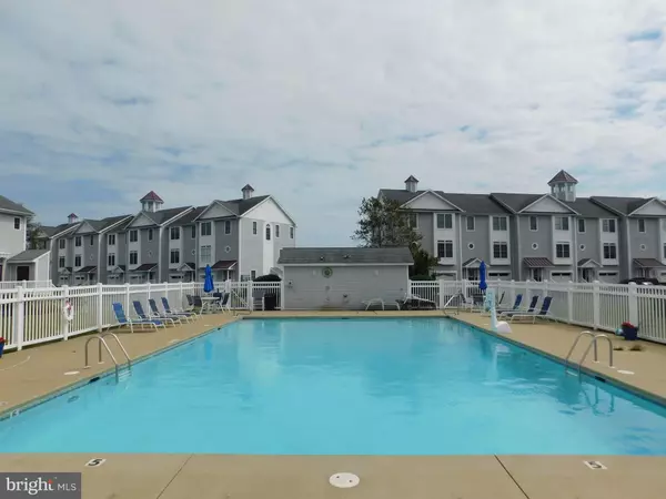 10050 GOLF COURSE RD #5, Ocean City, MD 21842