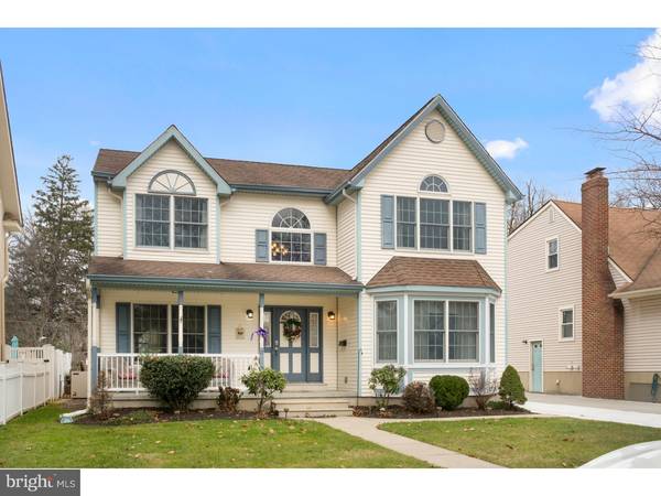 17 E VASSAR RD, Audubon, NJ 08106