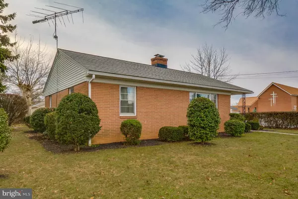 Palmyra, PA 17078,228 W PINE ST