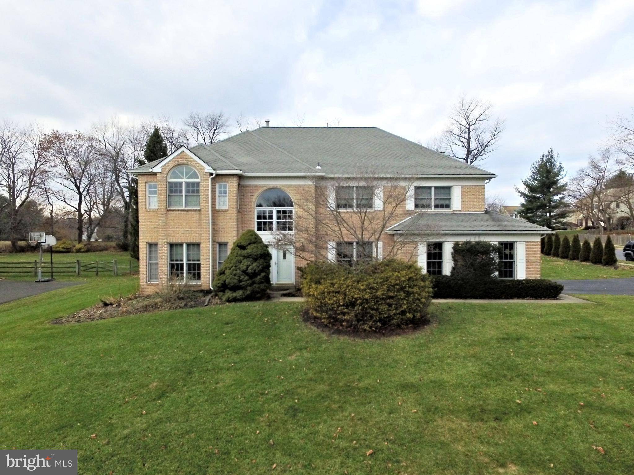 1688 PEMBROOK RD, Ambler, PA 19002