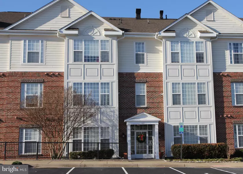 621 COBBLESTONE BLVD #308, Fredericksburg, VA 22401