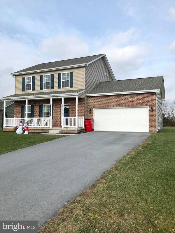 362 FENIMORE, Inwood, WV 25428