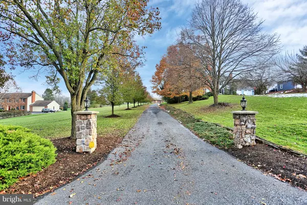 Mechanicsburg, PA 17050,29 SKYLINE DR