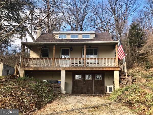 6121 HARMONY GROVE RD, Dover, PA 17315