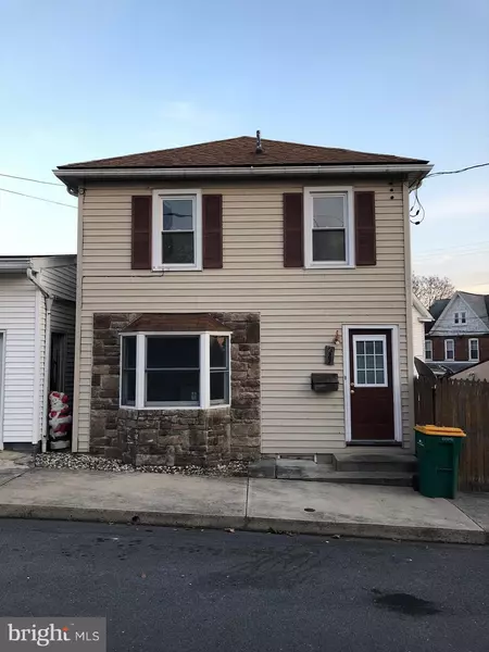 227 RIDGE AVENUE, Waynesboro, PA 17268