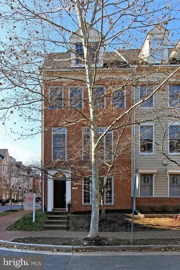 Alexandria, VA 22304,5228 TANCRETI LN