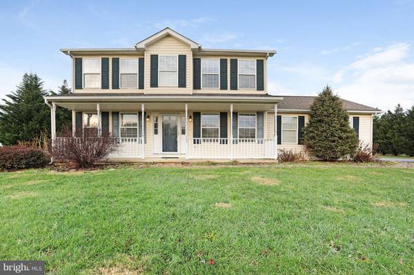 157 RIVIERA DR, Martinsburg, WV 25403