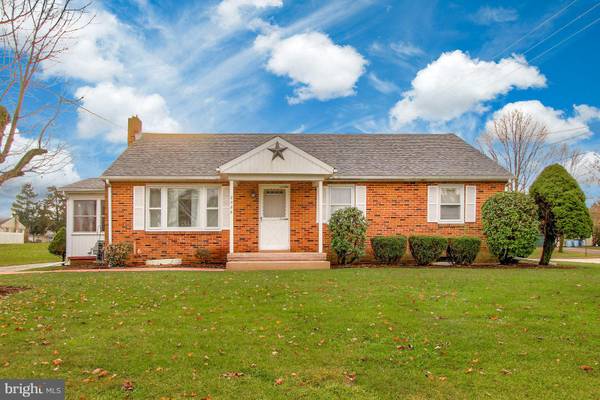 2566 LOCUST RD, Dover, PA 17315