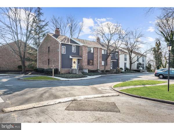 14 S CLOSE, Moorestown, NJ 08057