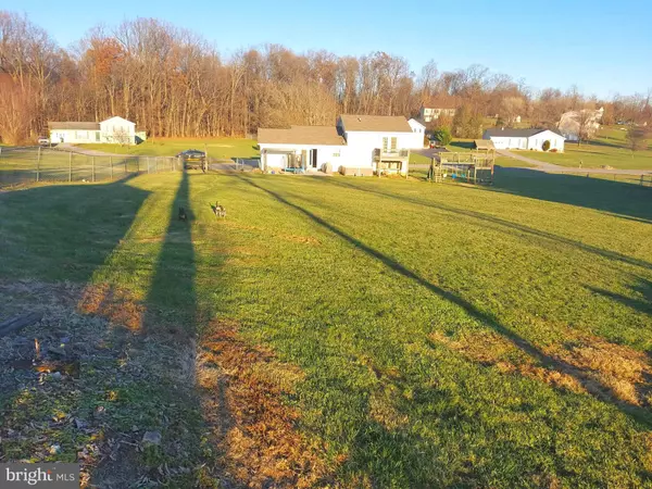 Martinsburg, WV 25403,65-POINTE CALEBS