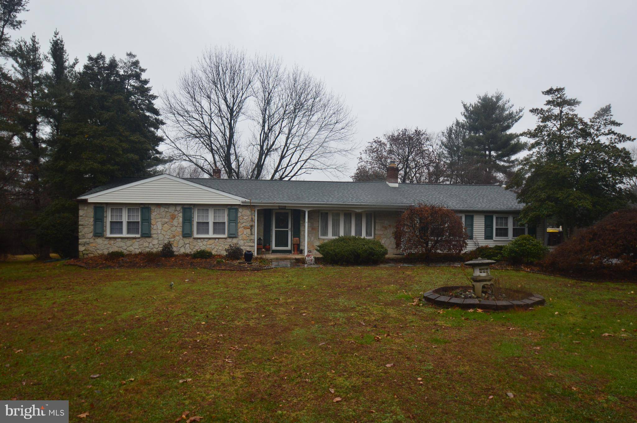 1142 MCKEAN RD, Ambler, PA 19002