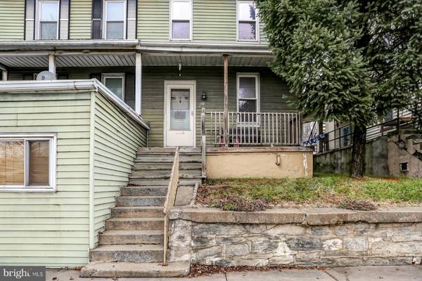 Steelton, PA 17113,327 S FRONT ST