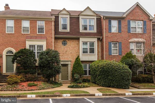 5640 GRESHAM LN, Centreville, VA 20120