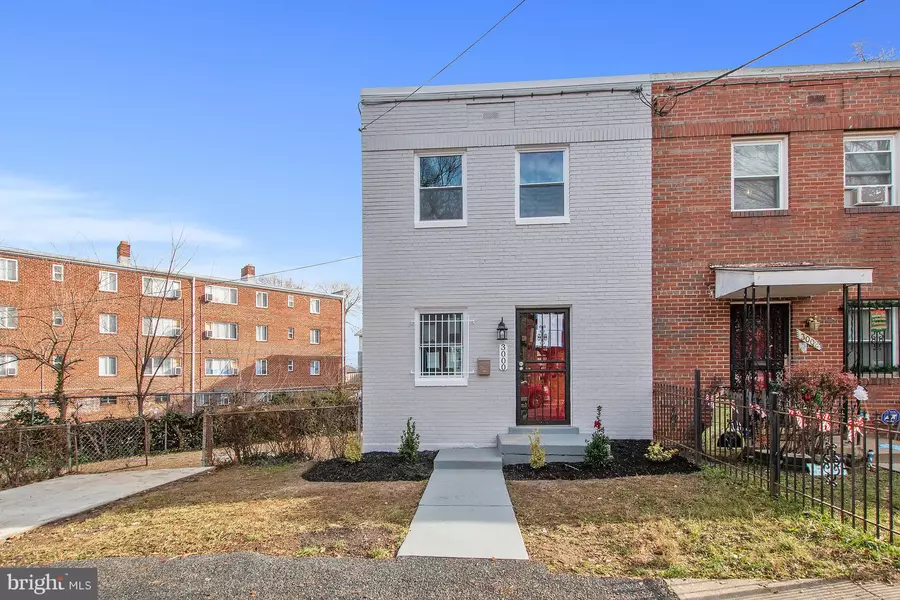 3000 24TH PL SE, Washington, DC 20020