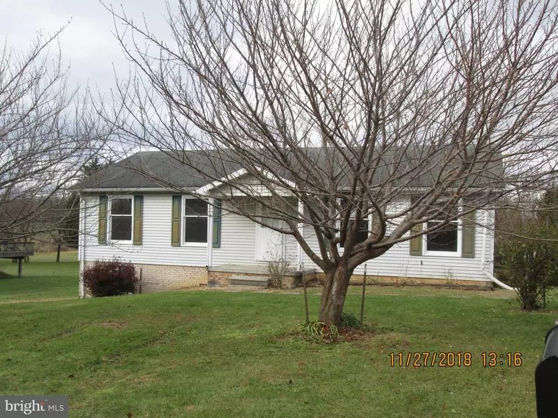 213 DRAKE AVE, Falling Waters, WV 25419