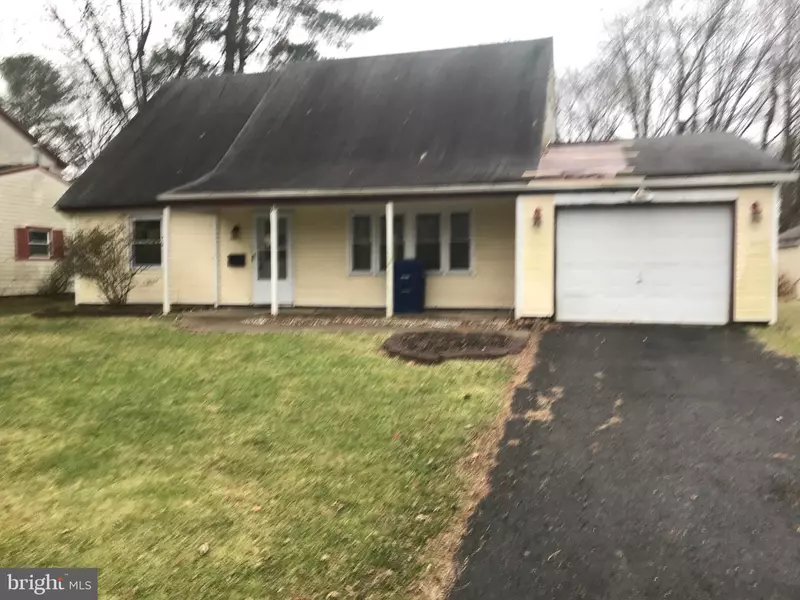 69 GAINSCOTT LN, Willingboro, NJ 08046