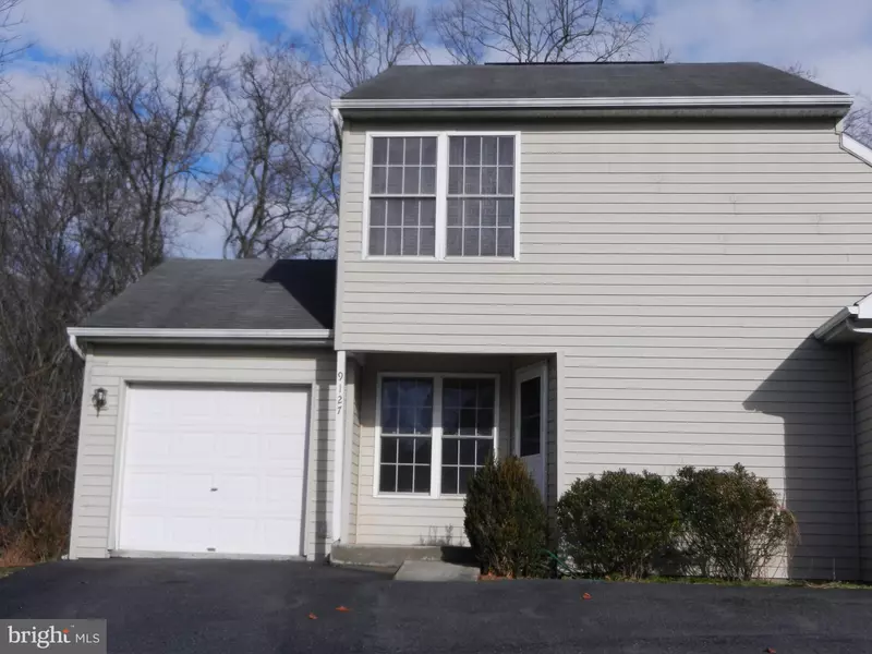 9127 JOYCE LN, Hummelstown, PA 17036