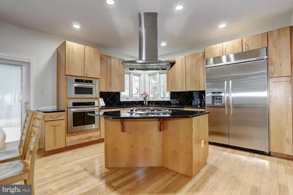 Dayton, MD 21036,13801 HOLLY CREST LN