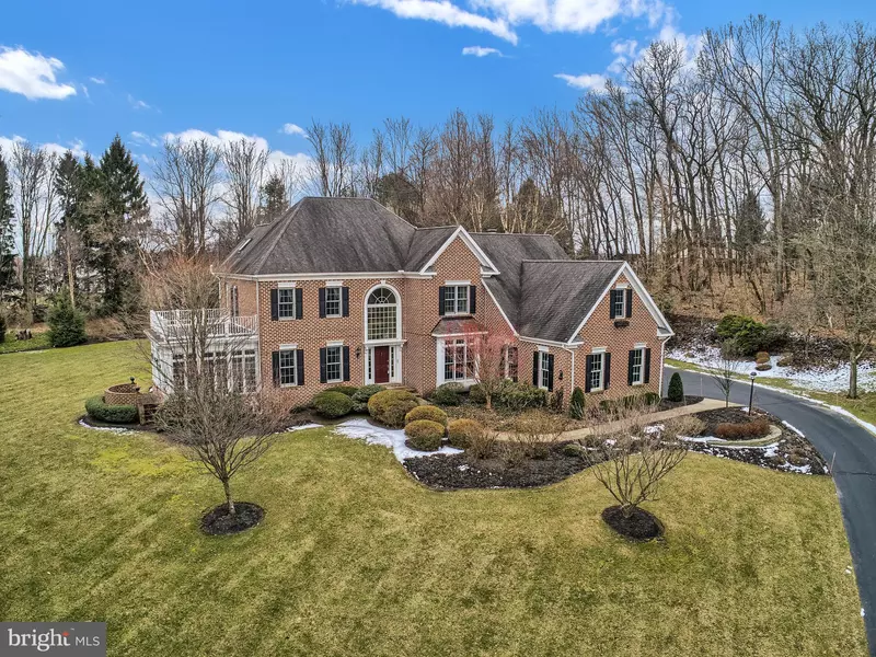 2825 DEER CHASE LN, York, PA 17403