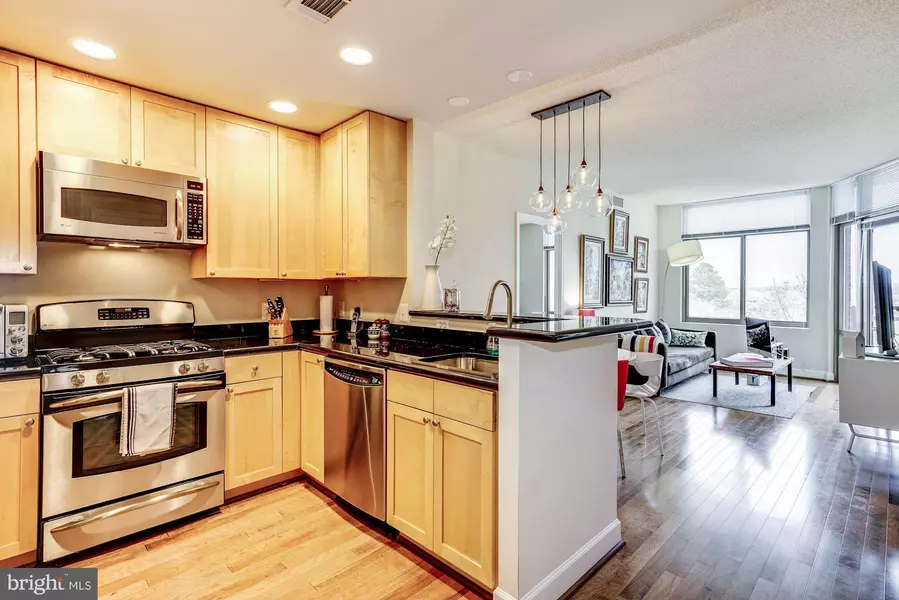 3650 S GLEBE RD #354, Arlington, VA 22202