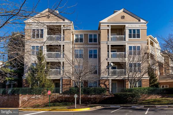 12915 ALTON SQ #319, Herndon, VA 20170